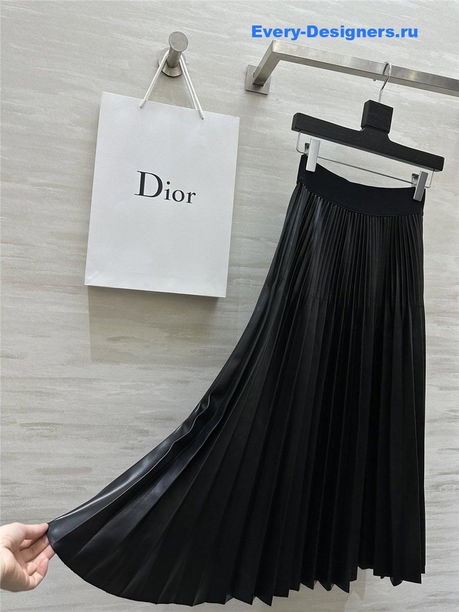 D10r pleated high waist leather skirt