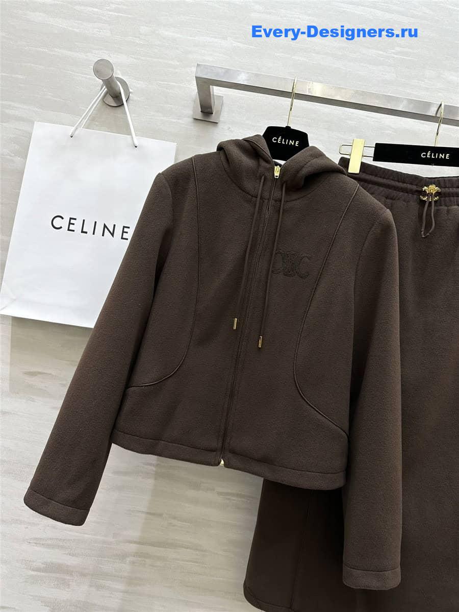 Ce1i*e old money style suit