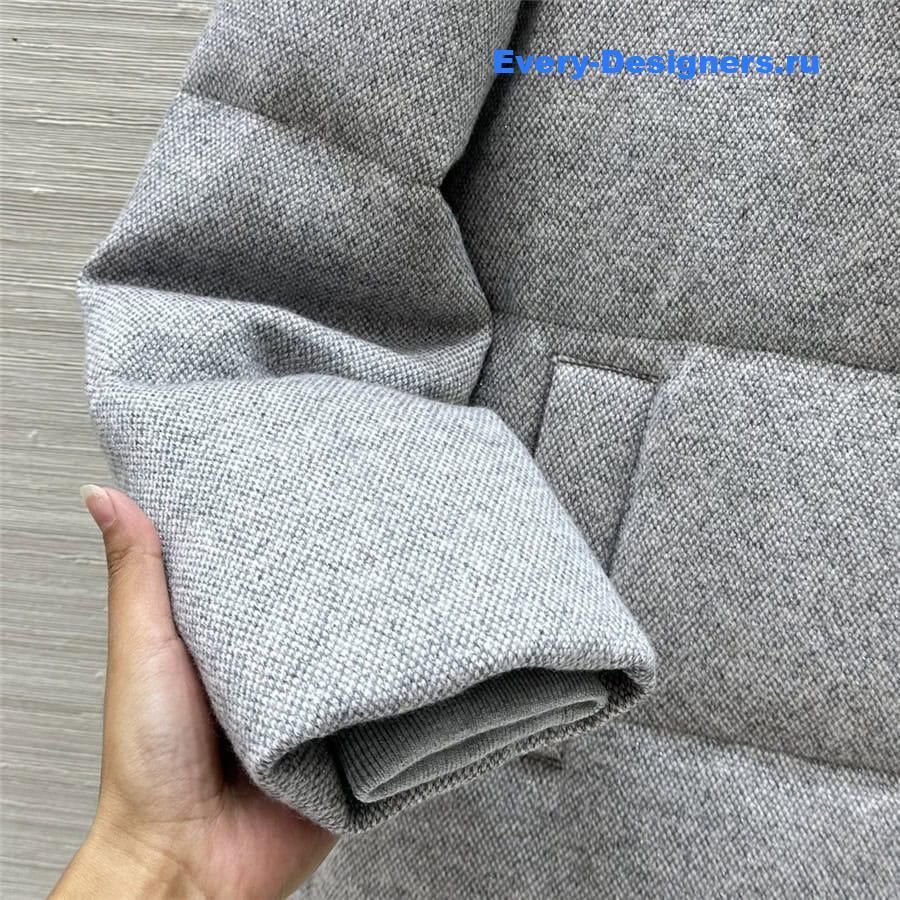 L0r0 P1ana mid-length down jacket