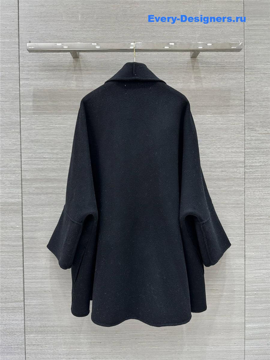 The R0w cape coat