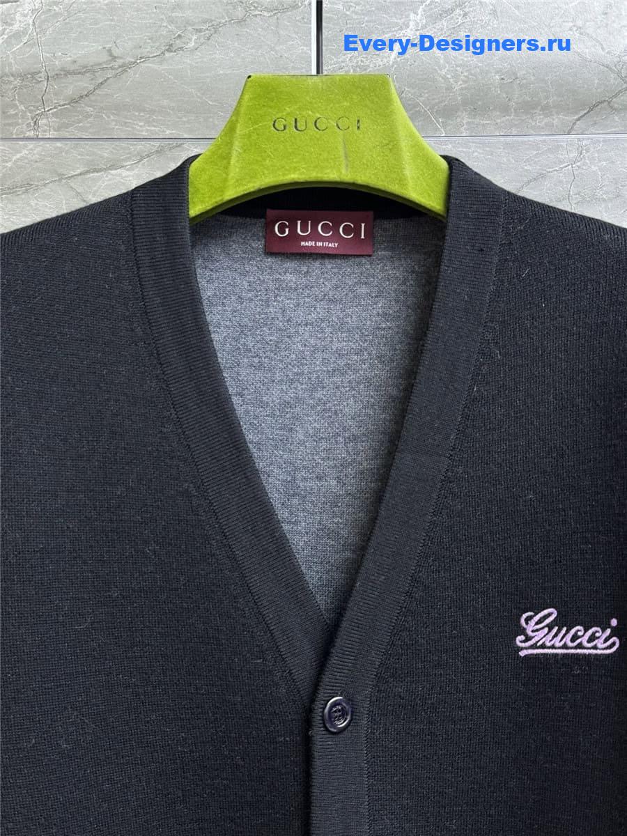 Gvc*1 logo embroidered cardigan