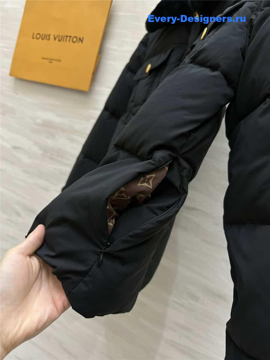 l0vis Vvtt0n lv lapel down jacket