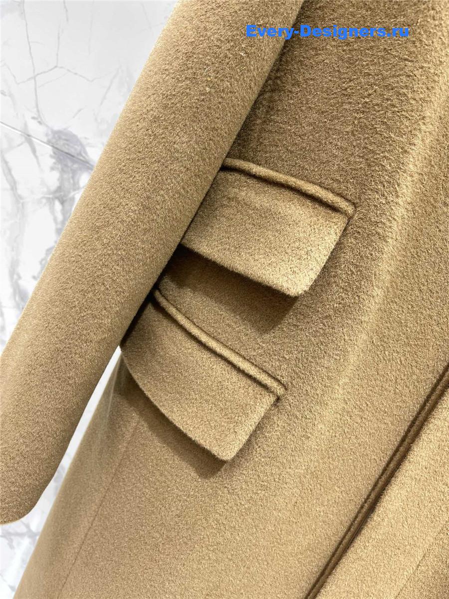 Y51 loose-fitting coat