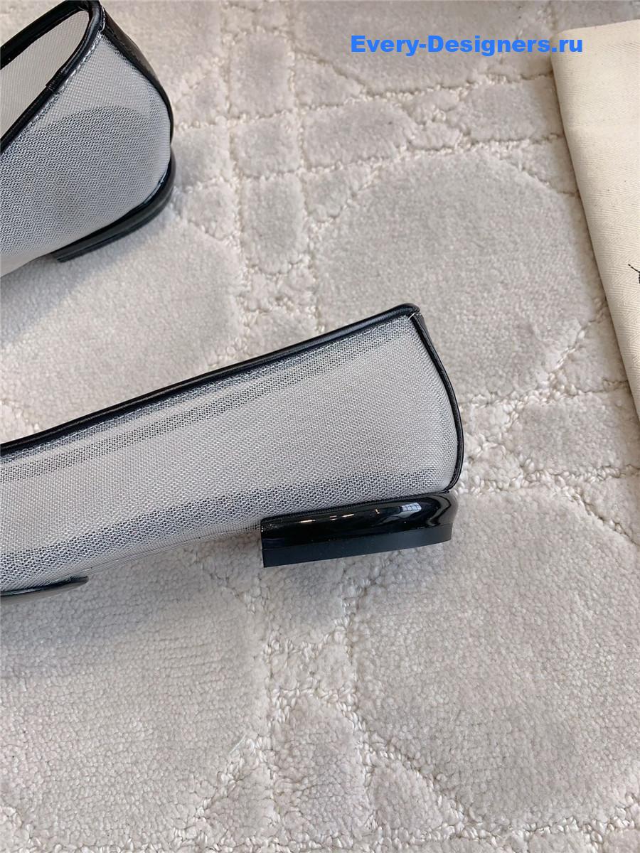 L0r0 P1ana primula ballet flat in ash-grey microfibre