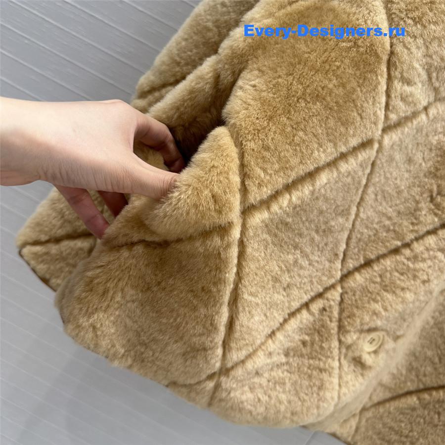 L0r0 P1ana shearling coat