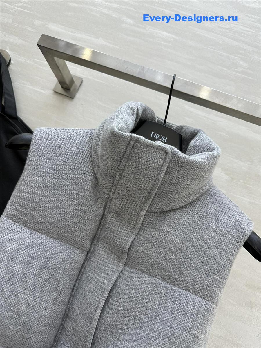 L0r0 P1ana waisted down vest