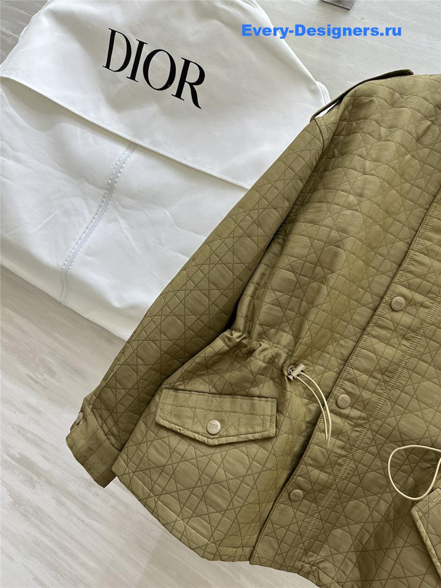 D10r drawstring waist stand collar coat