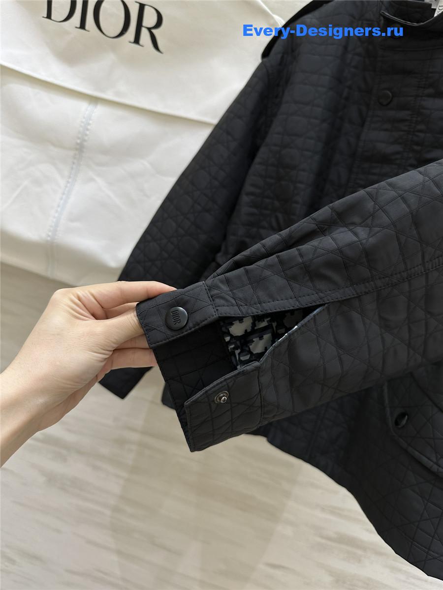 D10r drawstring waist stand collar coat