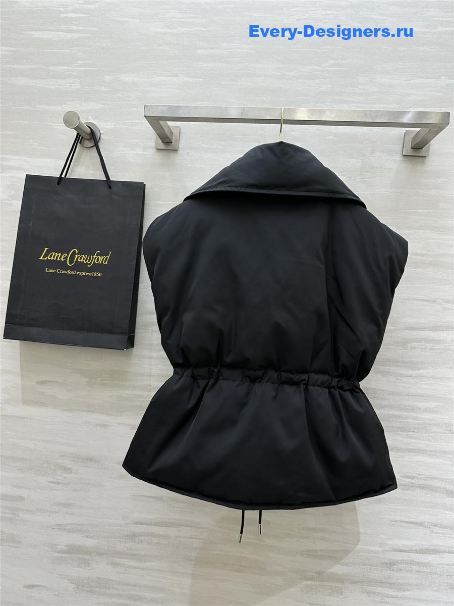 a1exa*der Mcqv*en rhinestone down vest