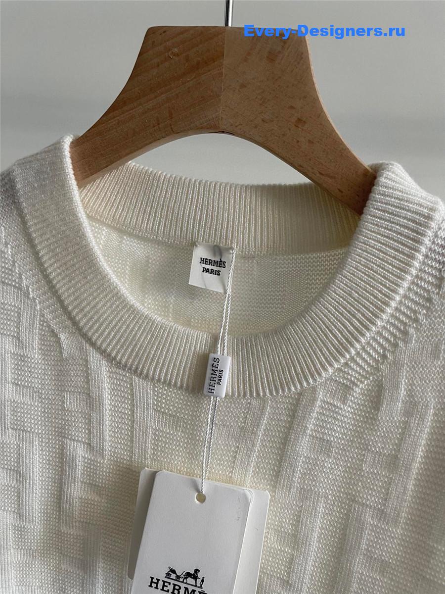 H**me5 h motif wool sweater