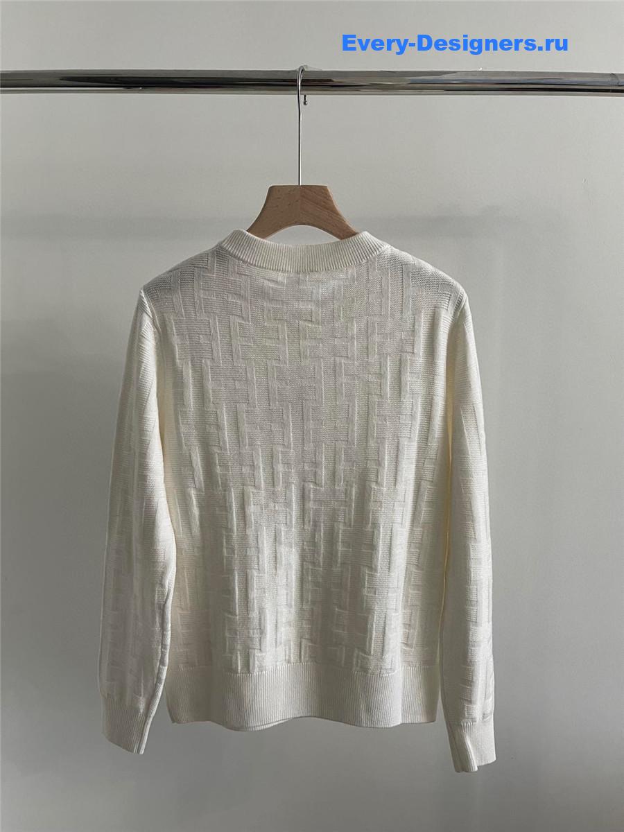 H**me5 h motif wool sweater