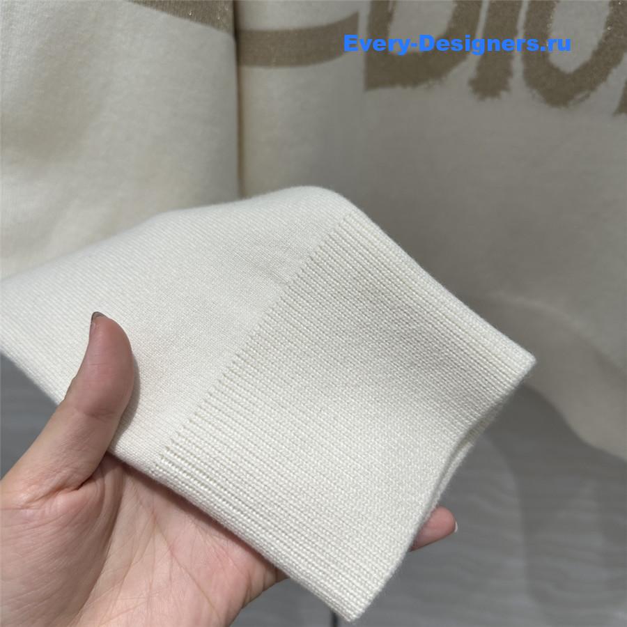 D10r graffiti motif cashmere sweater