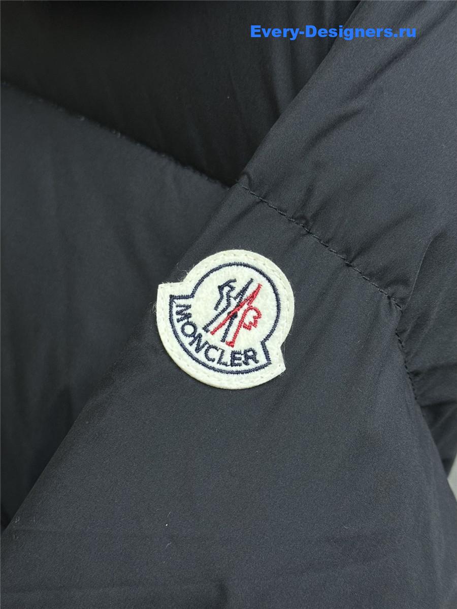 Moncler Fur collar hooded down jacket