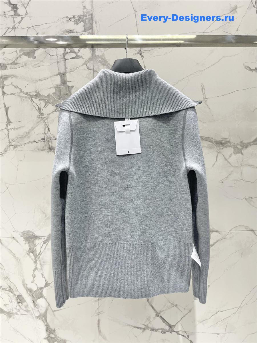 D10r reversible zipped cardigan grey