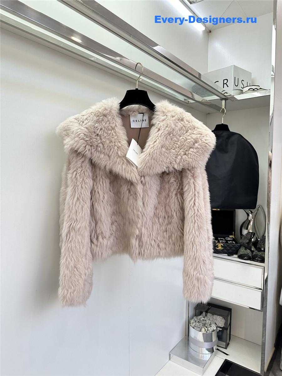 Ce1i*e fur coat