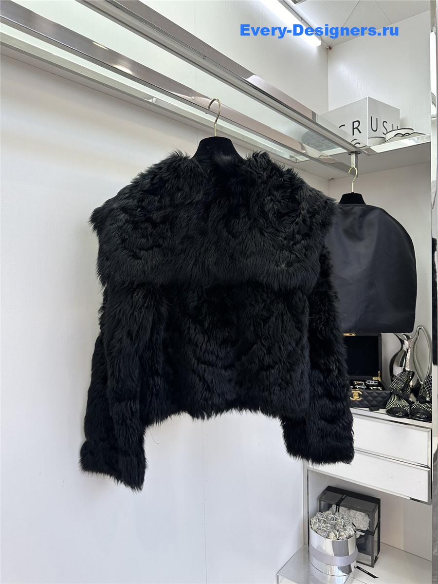 Ce1i*e fur coat