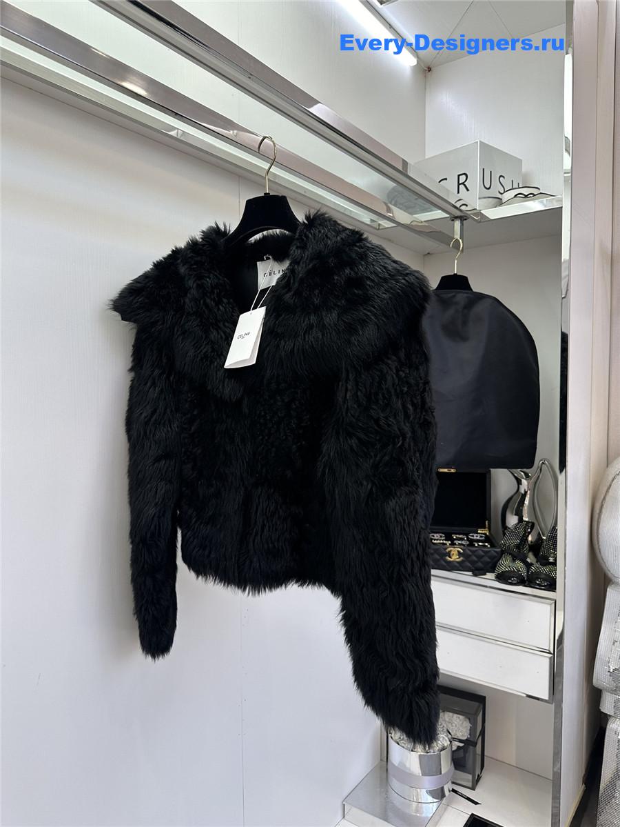 Ce1i*e fur coat