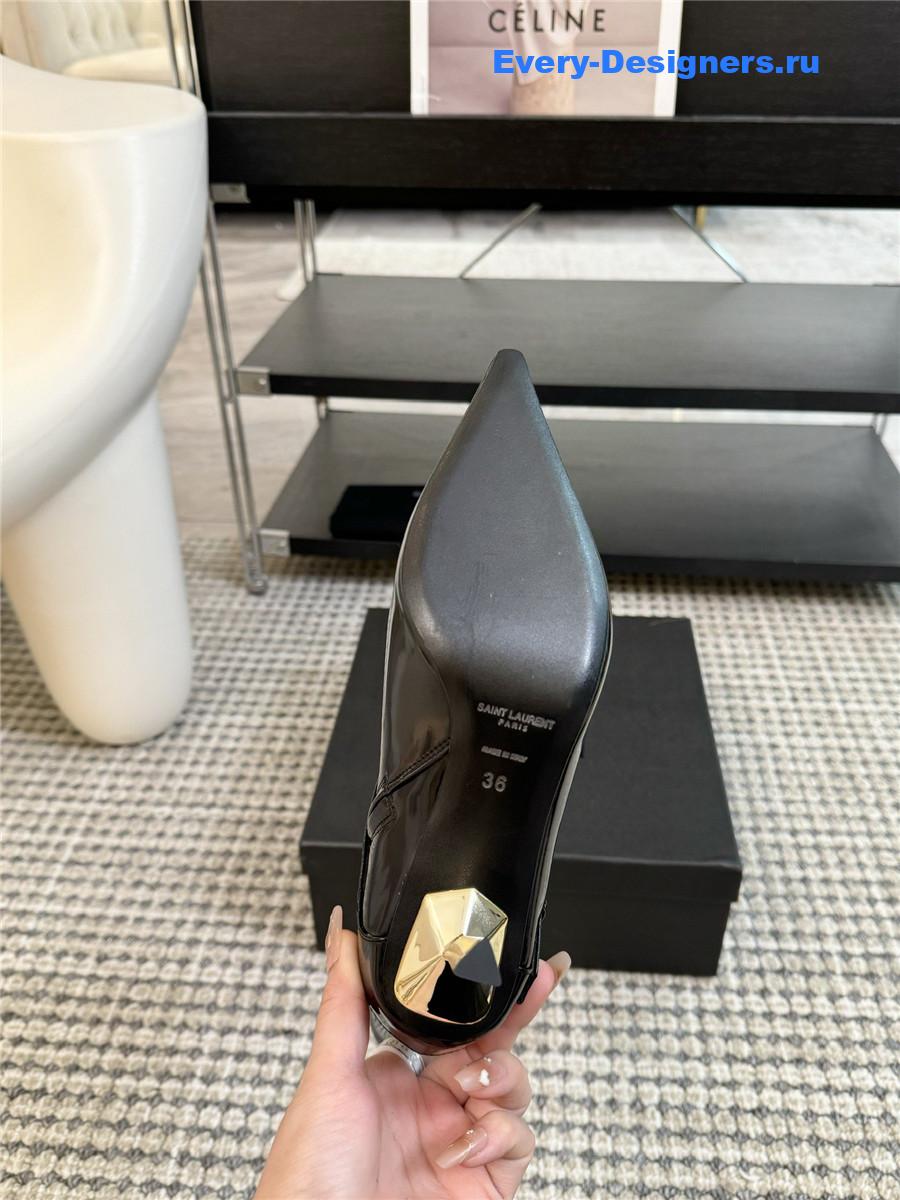 Sa1nt Lau*nt lee ankle boots