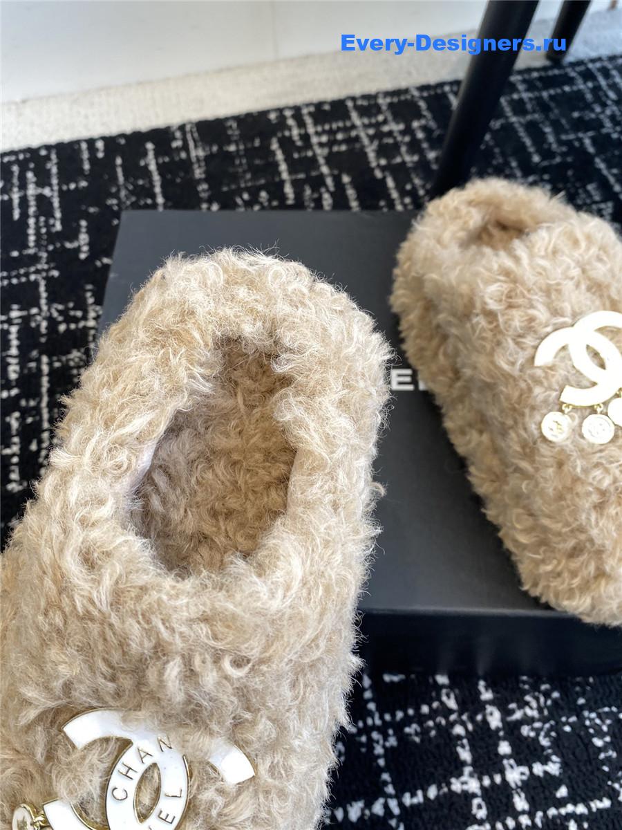 CC fur slippers