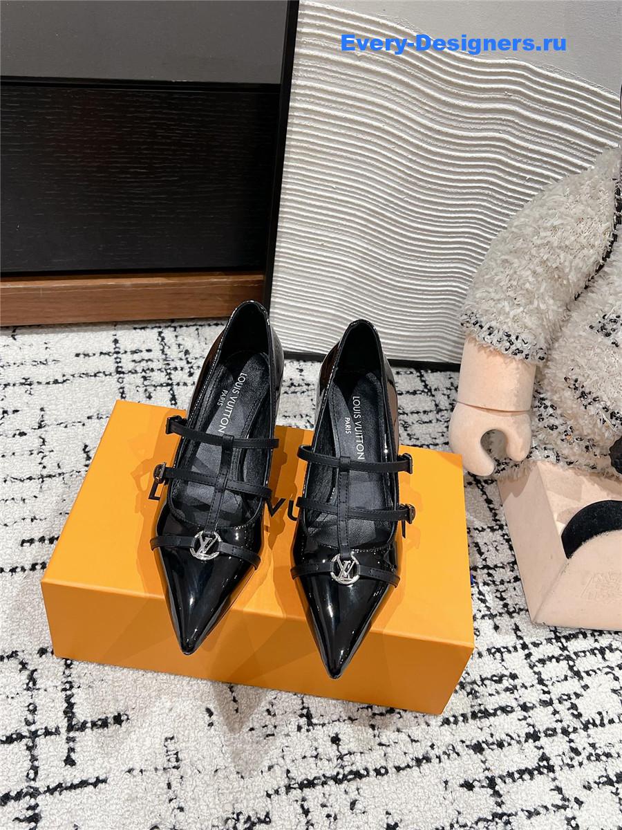 l0vis Vvtt0n lv pointed high heels