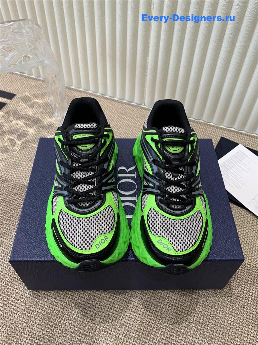 D10r b35 sneakers for women