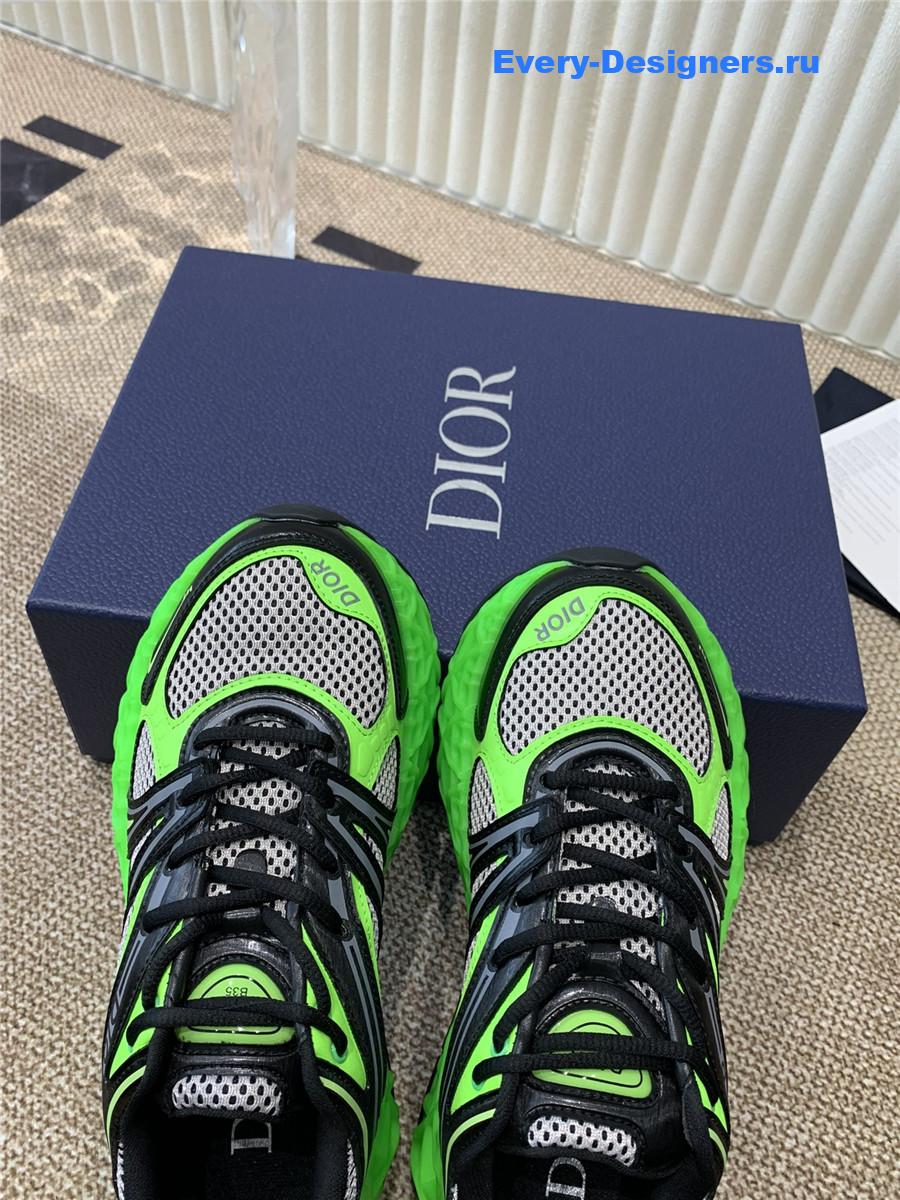 D10r b35 sneakers for women