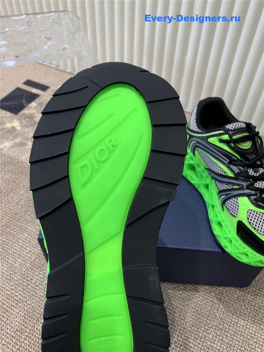 D10r b35 sneakers for women