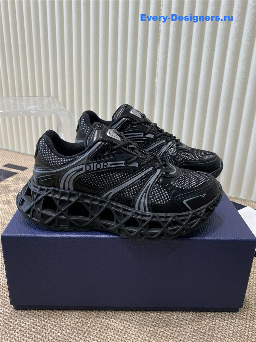 D10r black b35 sneakers for women