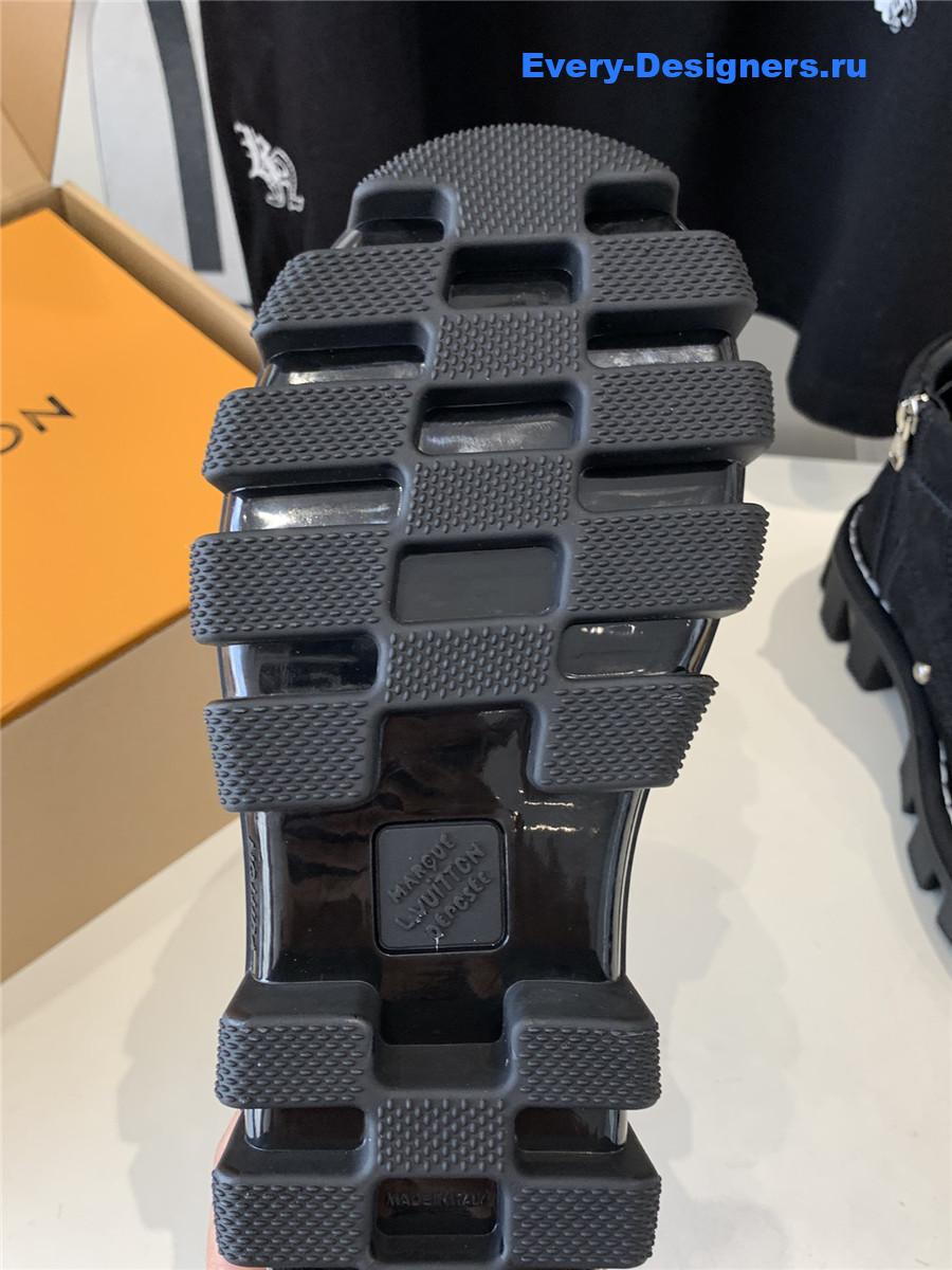 l0vis Vvtt0n lv platform ankle boots