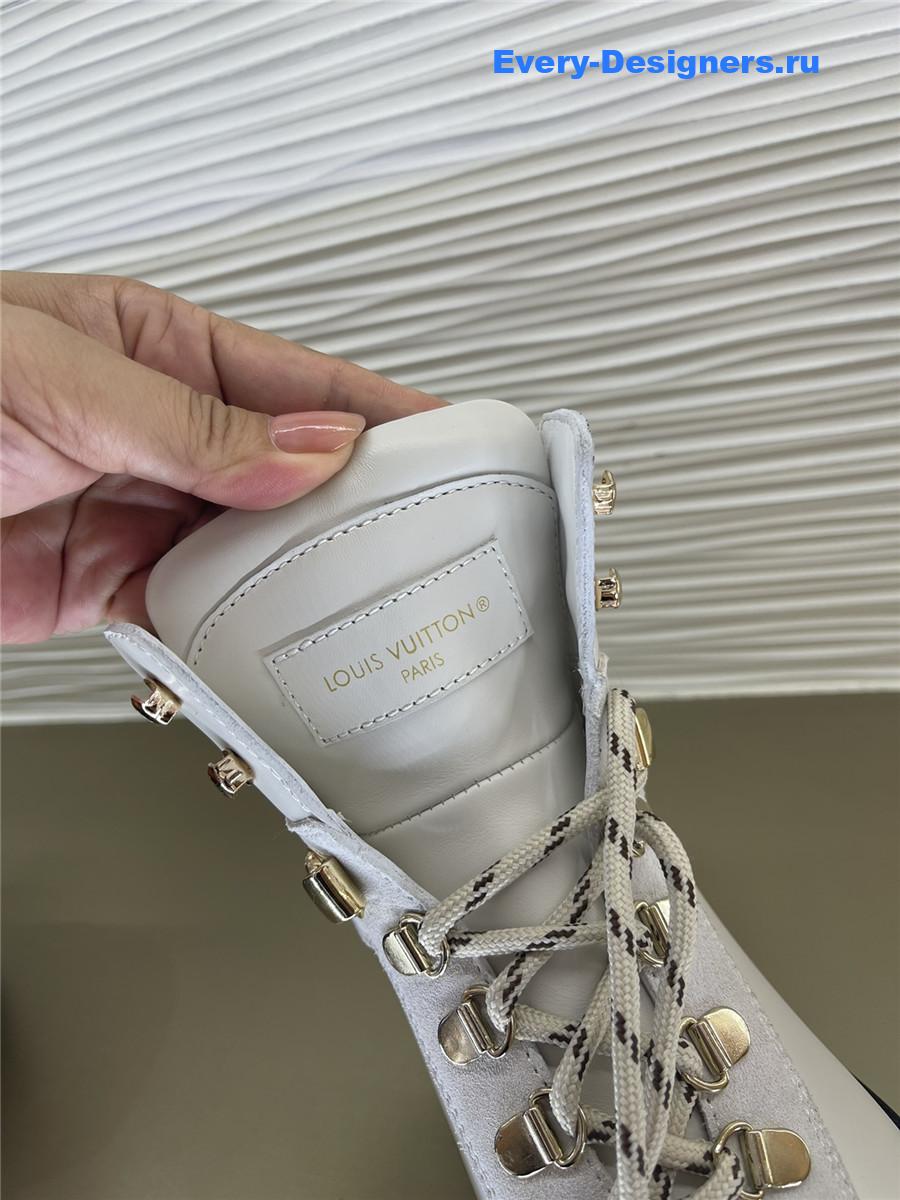 l0vis Vvtt0n white territory flat ranger boots