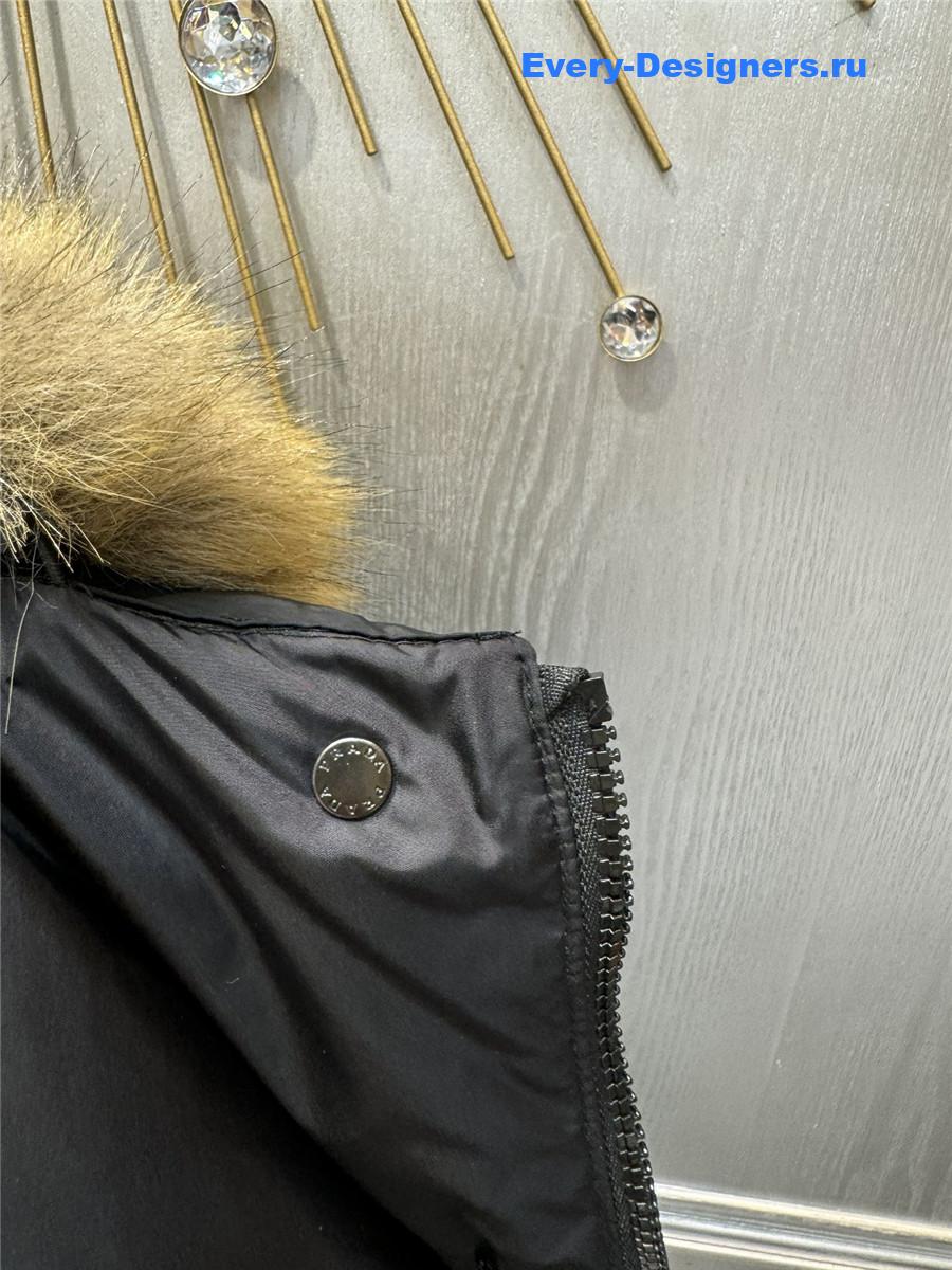 Pra*a new down jacket