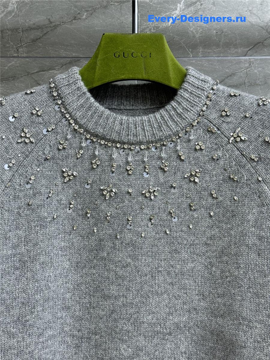 Gvc*1 crystal embellished sweater grey