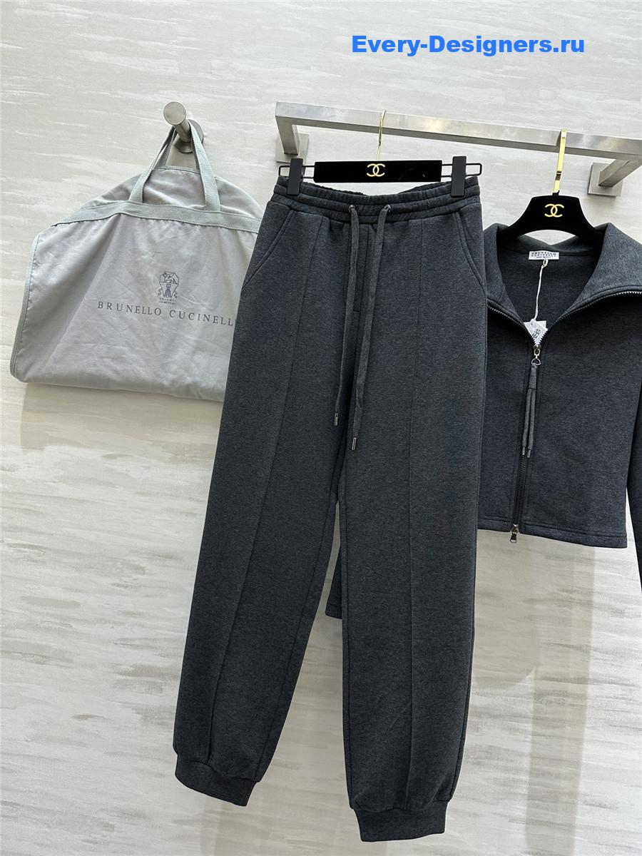 BC Minimalist Sweatshirt Set
