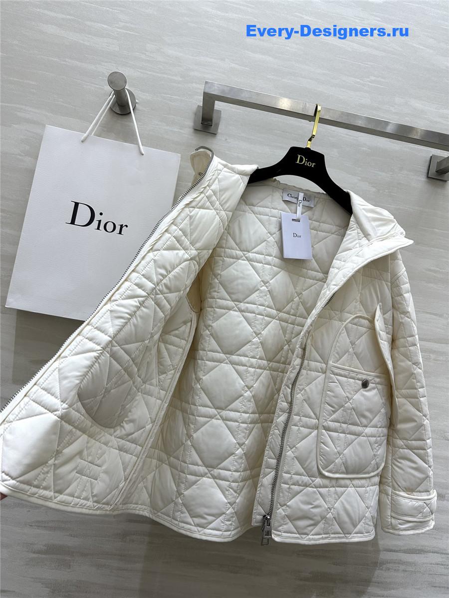 D10r quilted hooded jacket