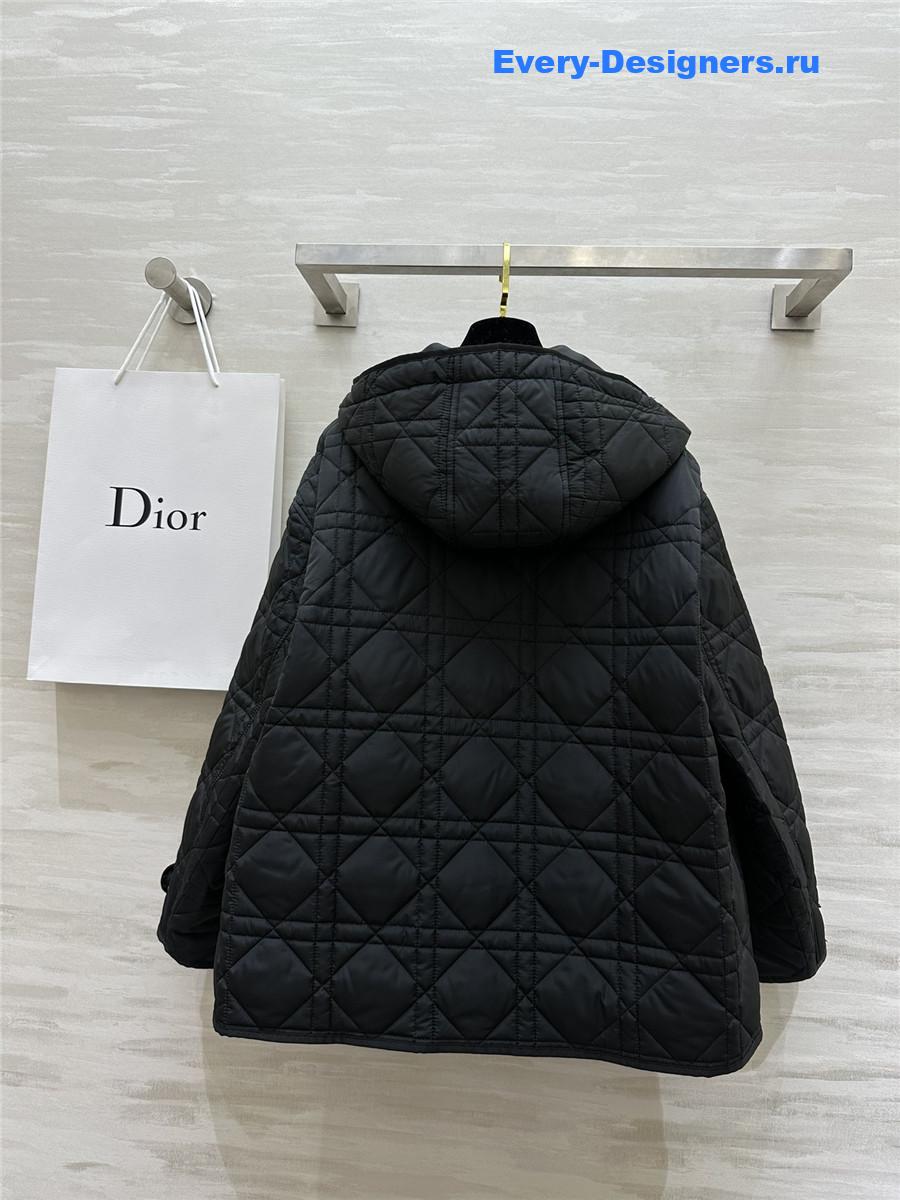 D10r quilted hooded jacket