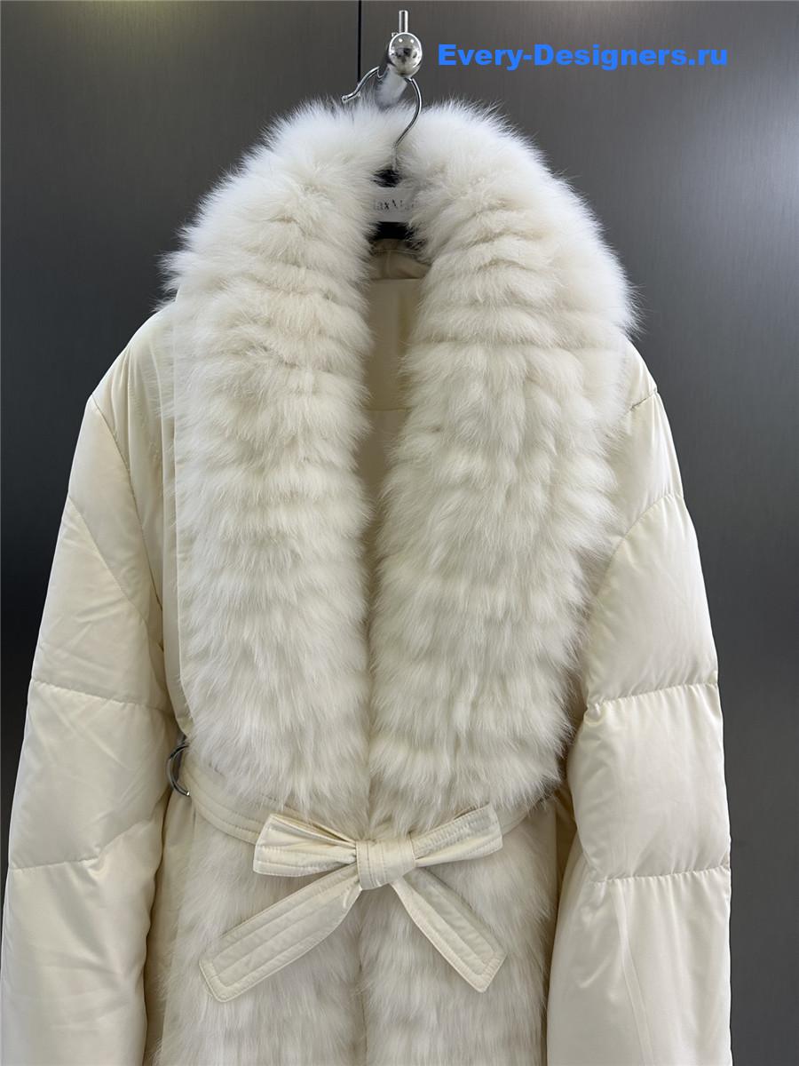 Vanitoo mid-length goose down jacket