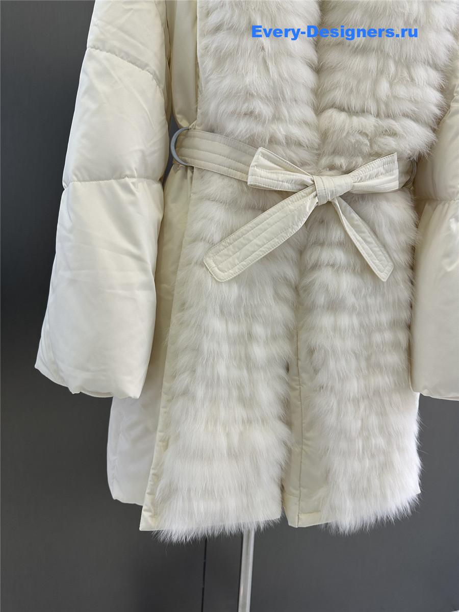 Vanitoo mid-length goose down jacket