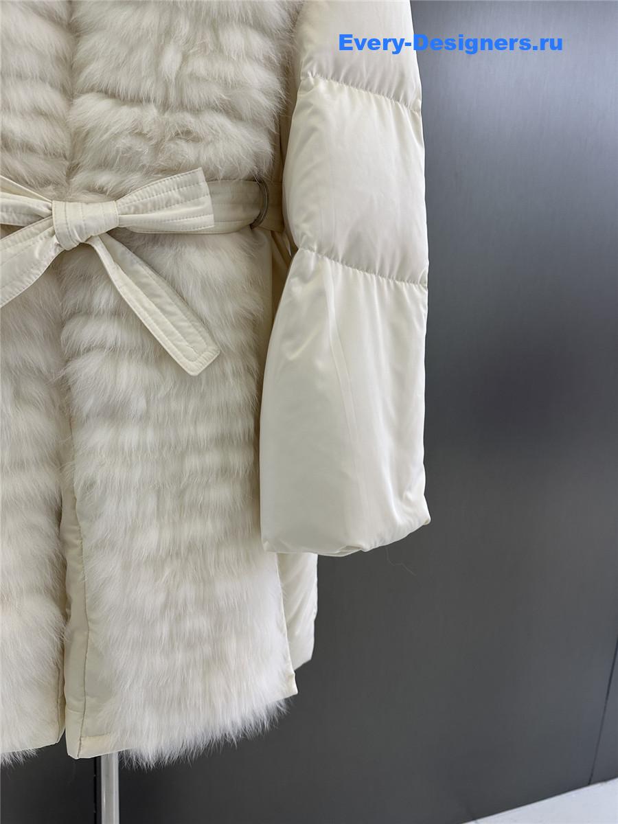 Vanitoo mid-length goose down jacket