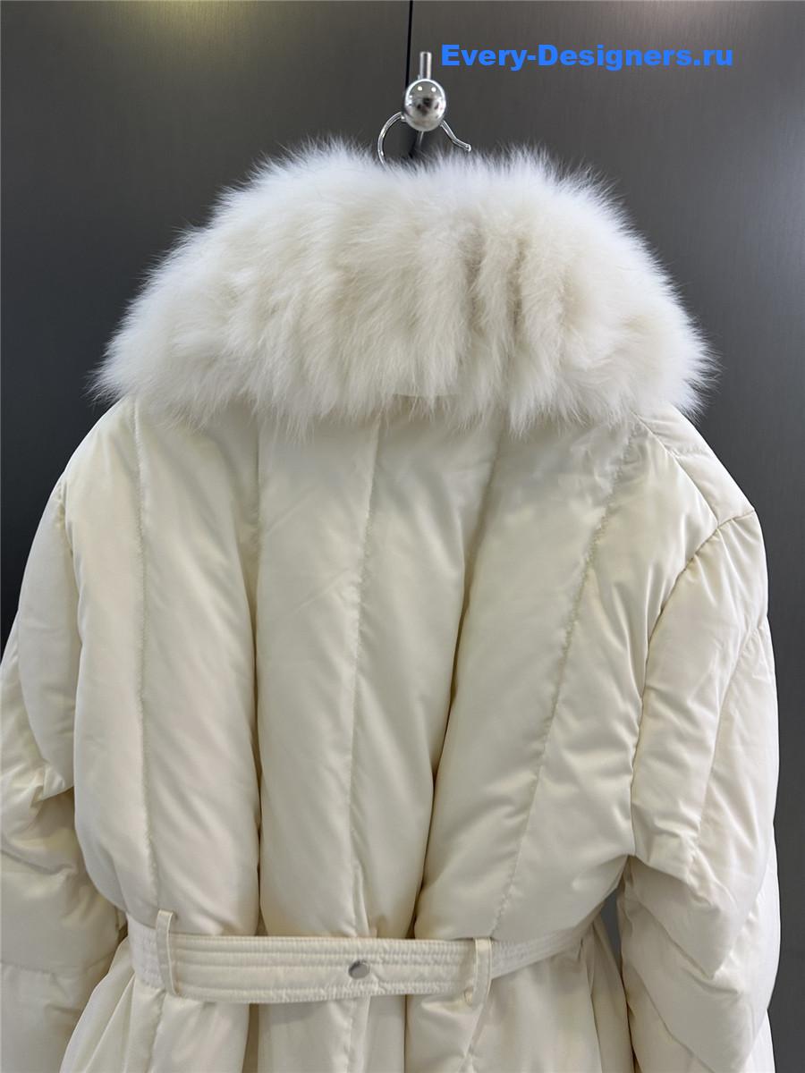 Vanitoo mid-length goose down jacket