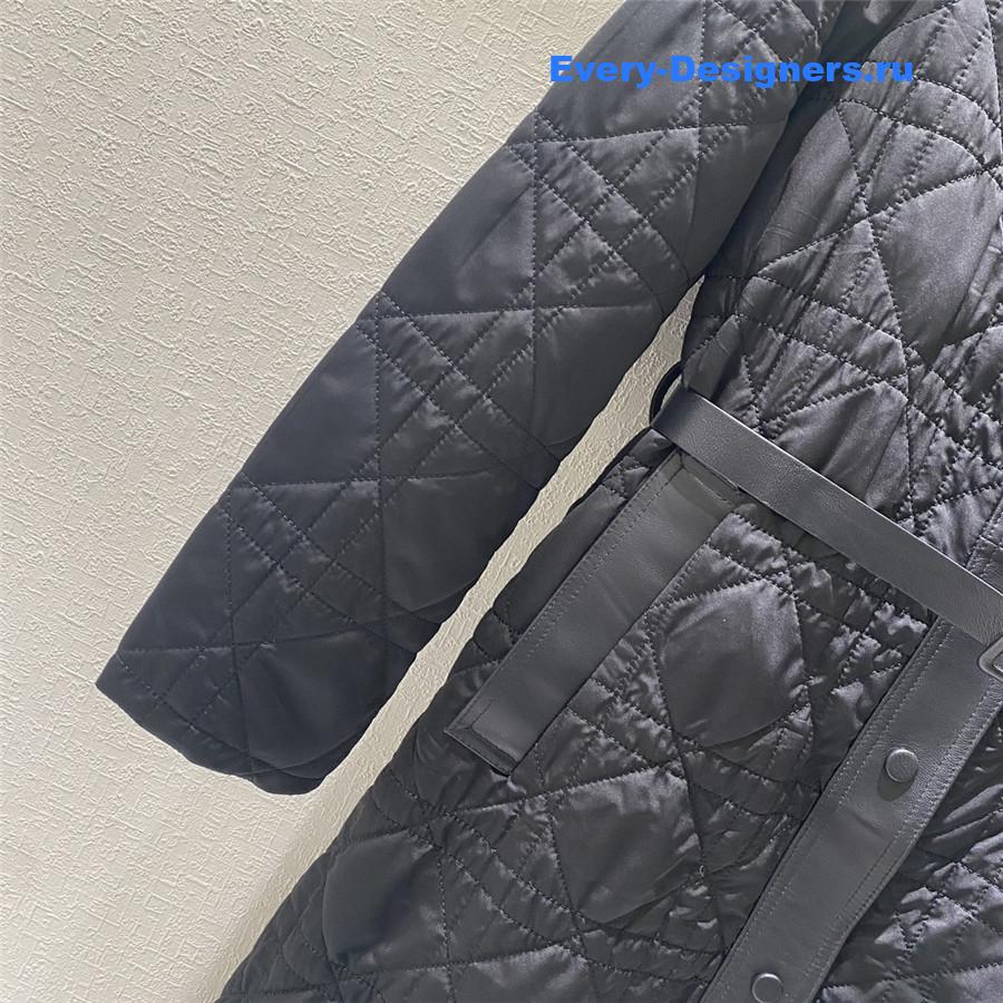 D10r goose down jacket