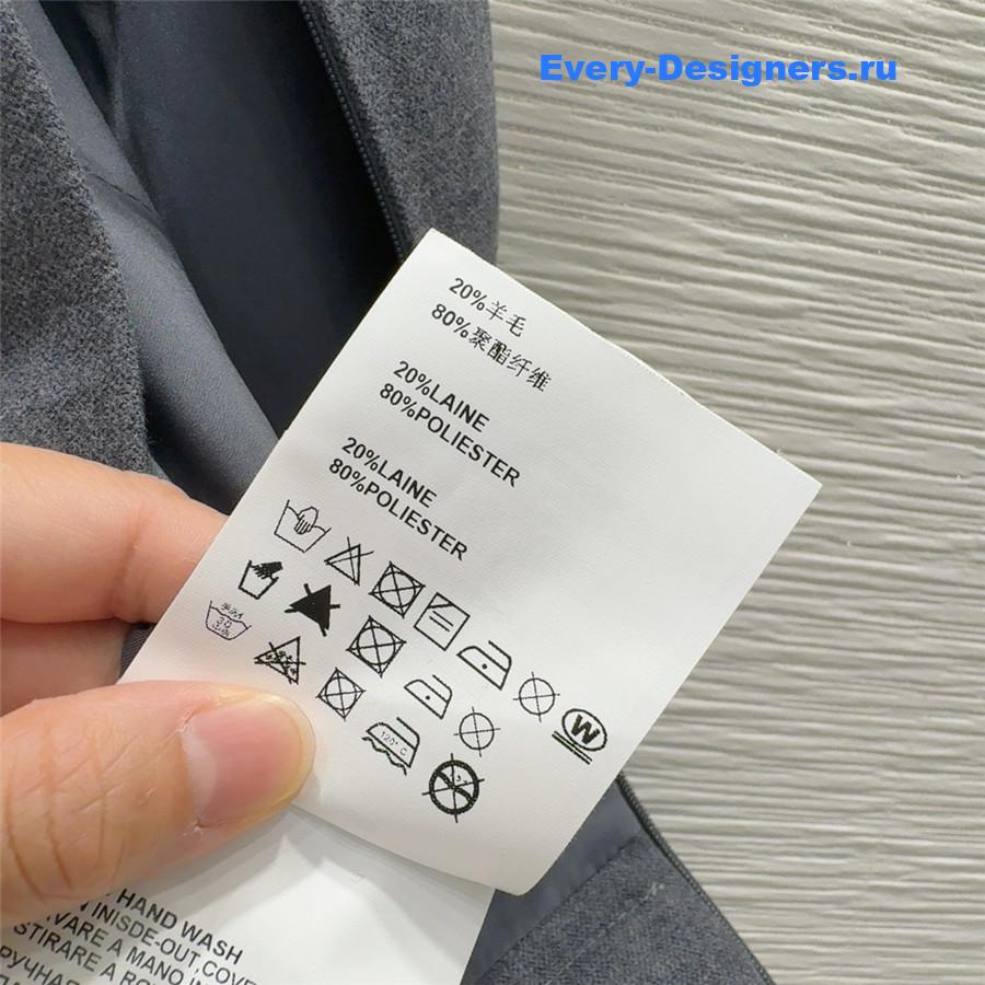 Pra*a new short skirt