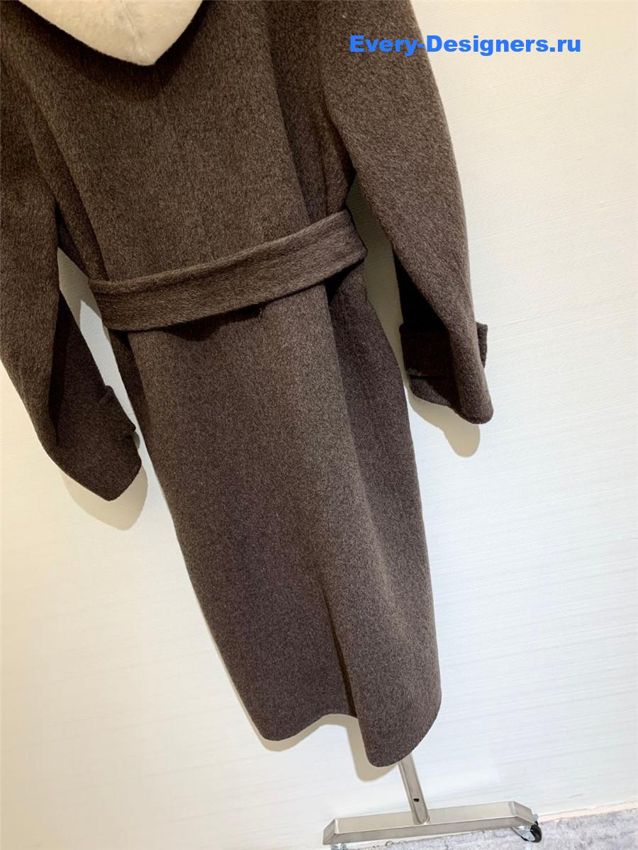 Vanitoo hooded wool coat