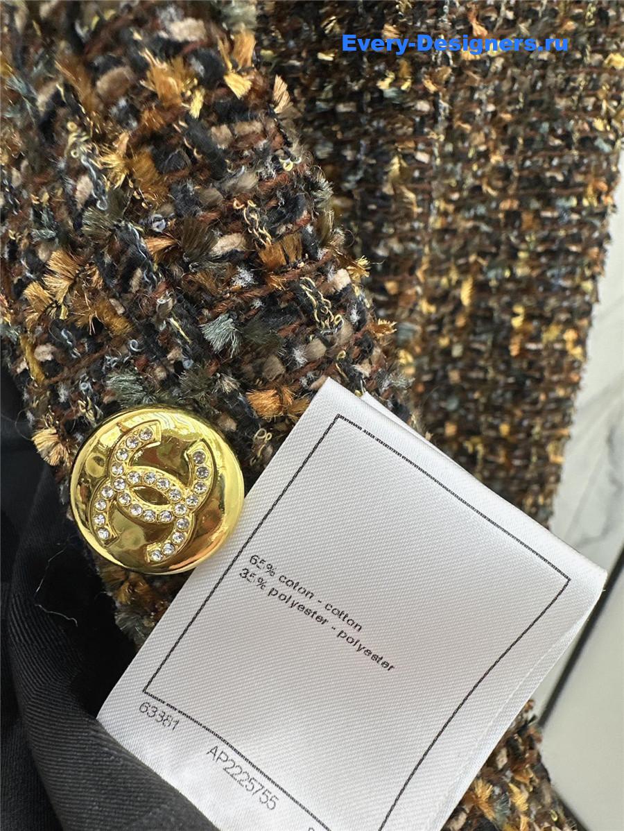 Ch**el v-neck woven coat