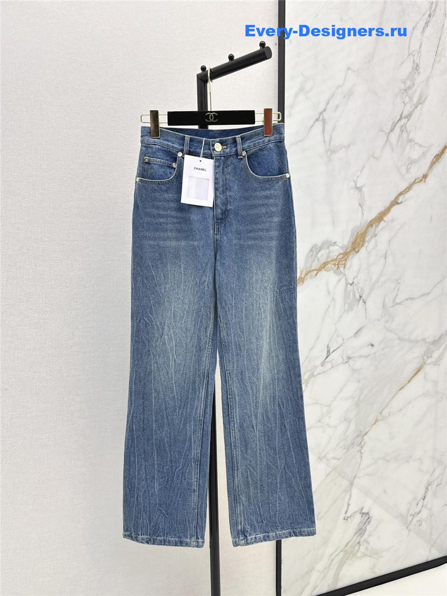 Ch**el fleece straight jeans