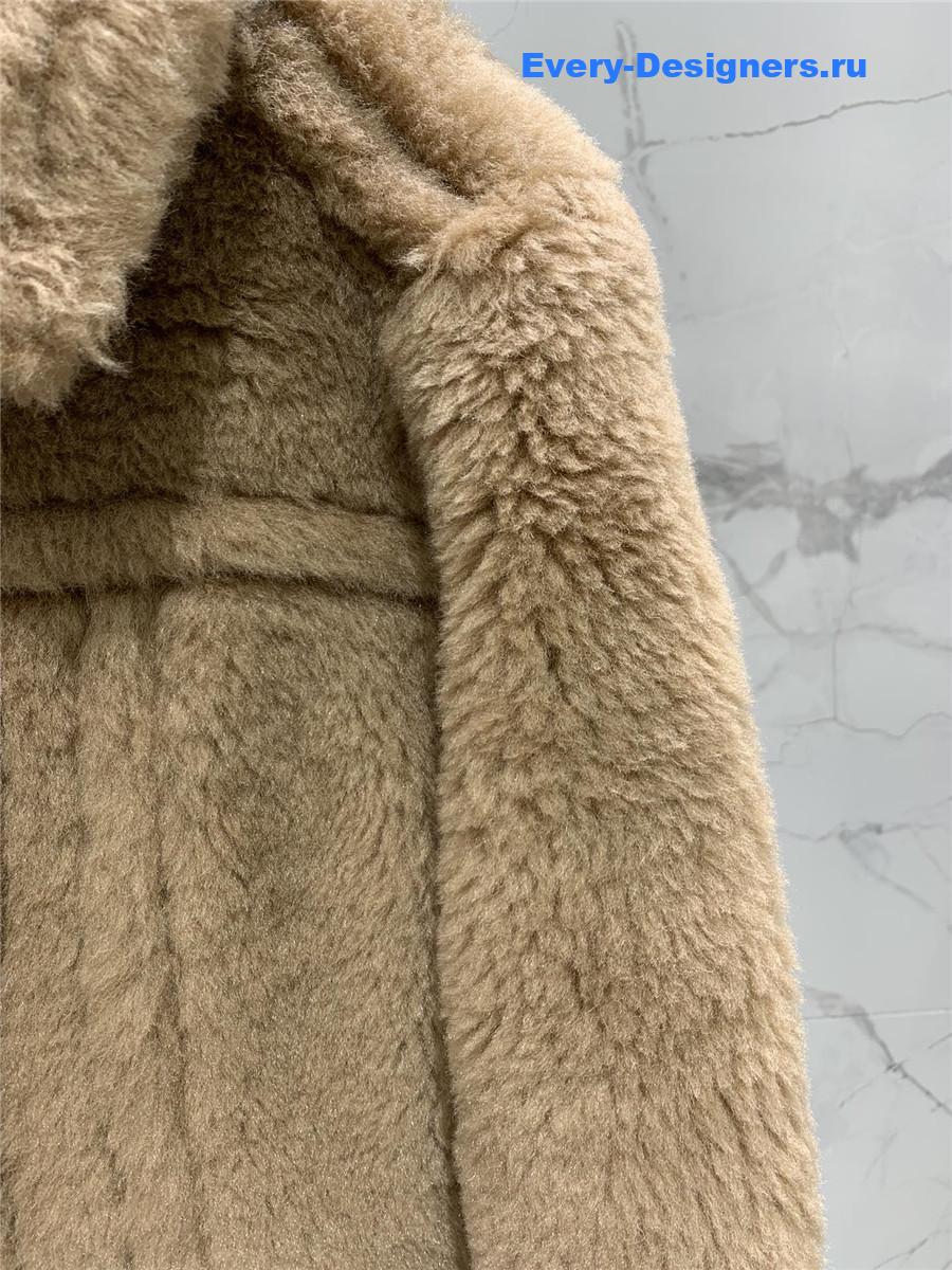 Vanitoo camel cashmere coat