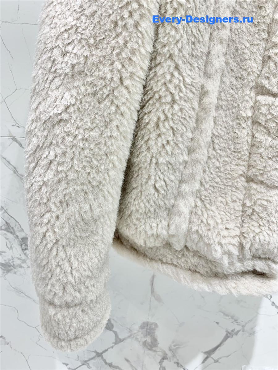 Vanitoo camel cashmere coat