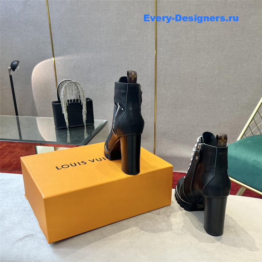 l0vis Vvtt0n star trail ankle boot in black