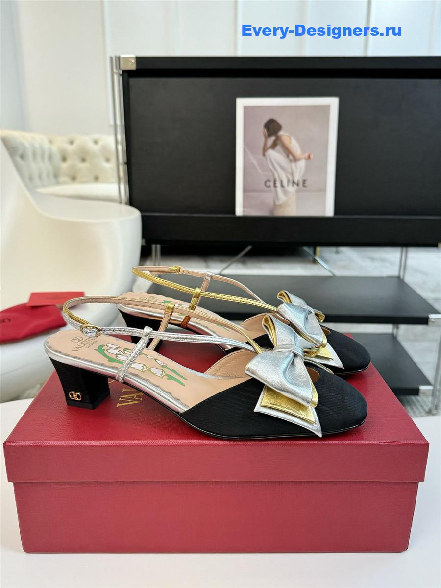 Va1e*ntin0 bowow slingback moirè pumps in black/silver