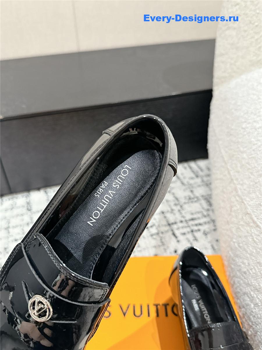 l0vis Vvtt0n lv chess flat loafer black