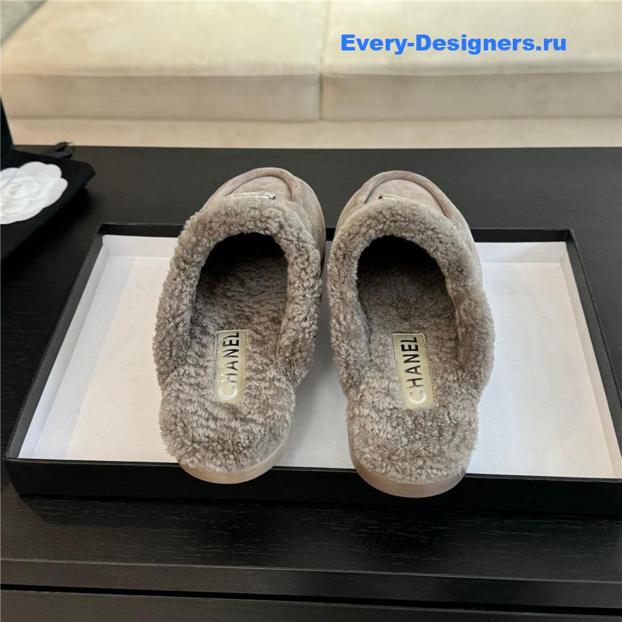 CC lambswool shoes